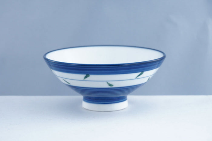 Hanatsunagi Ceramic Rice Bowl