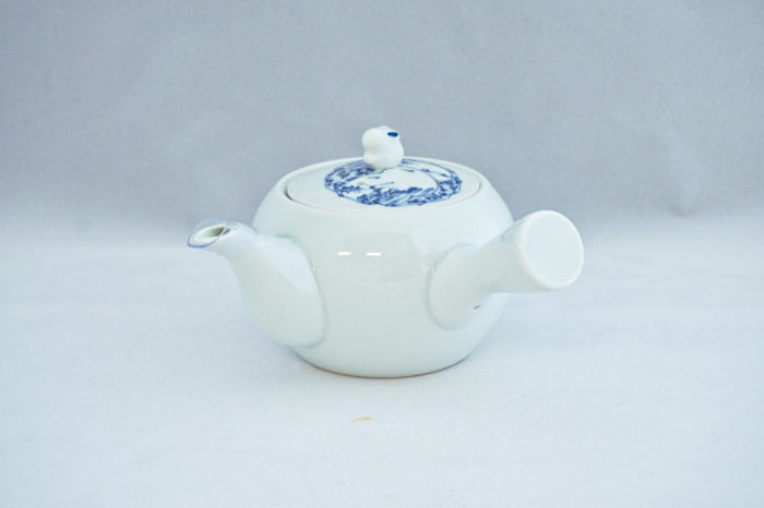 Koimari Hyakkeizu Ceramic Tea Pot With Strainer