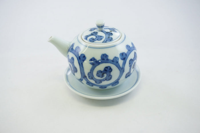 Tako Karakusa Ceramic Sauce Container