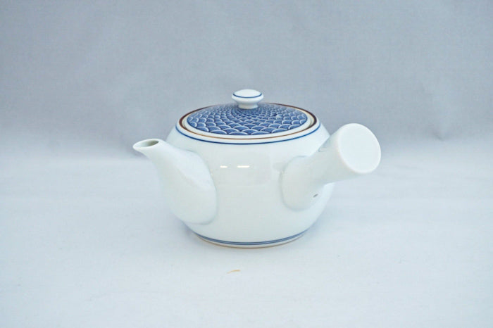 Seikai Hamon Ceramic Tea Pot With Strainer