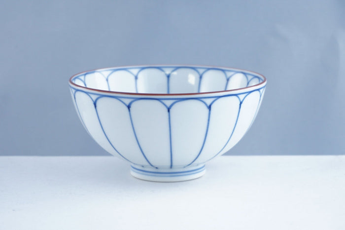 Fuchisabi Kikuwari Line Ceramic Rice Bowl