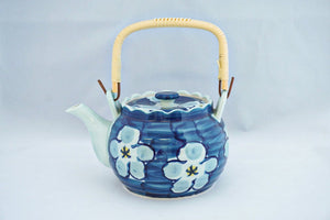Gosu Noume Ceramic Tea Pot With Strainer