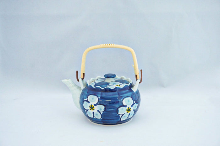 Gosu Noume Ceramic Tea Pot With Strainer